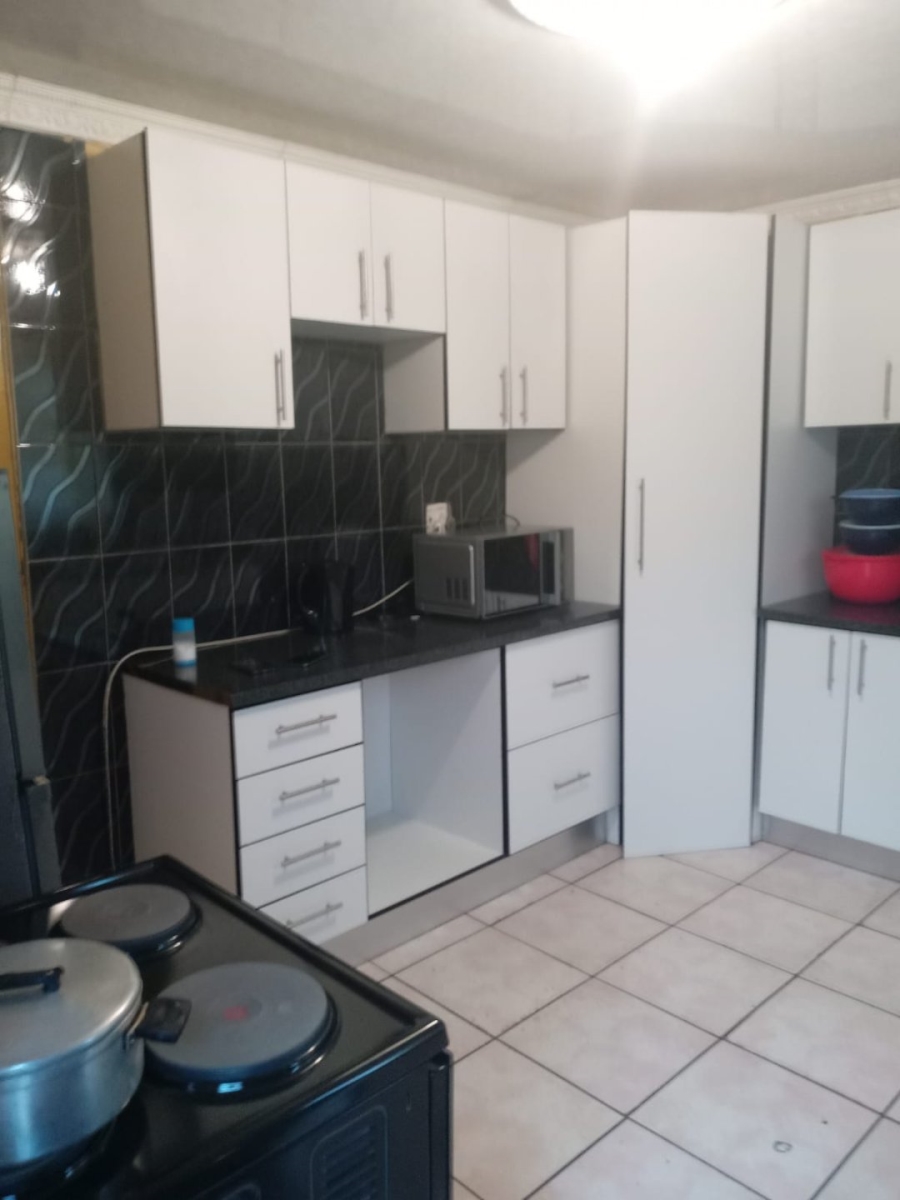 3 Bedroom Property for Sale in Mbekweni Eastern Cape